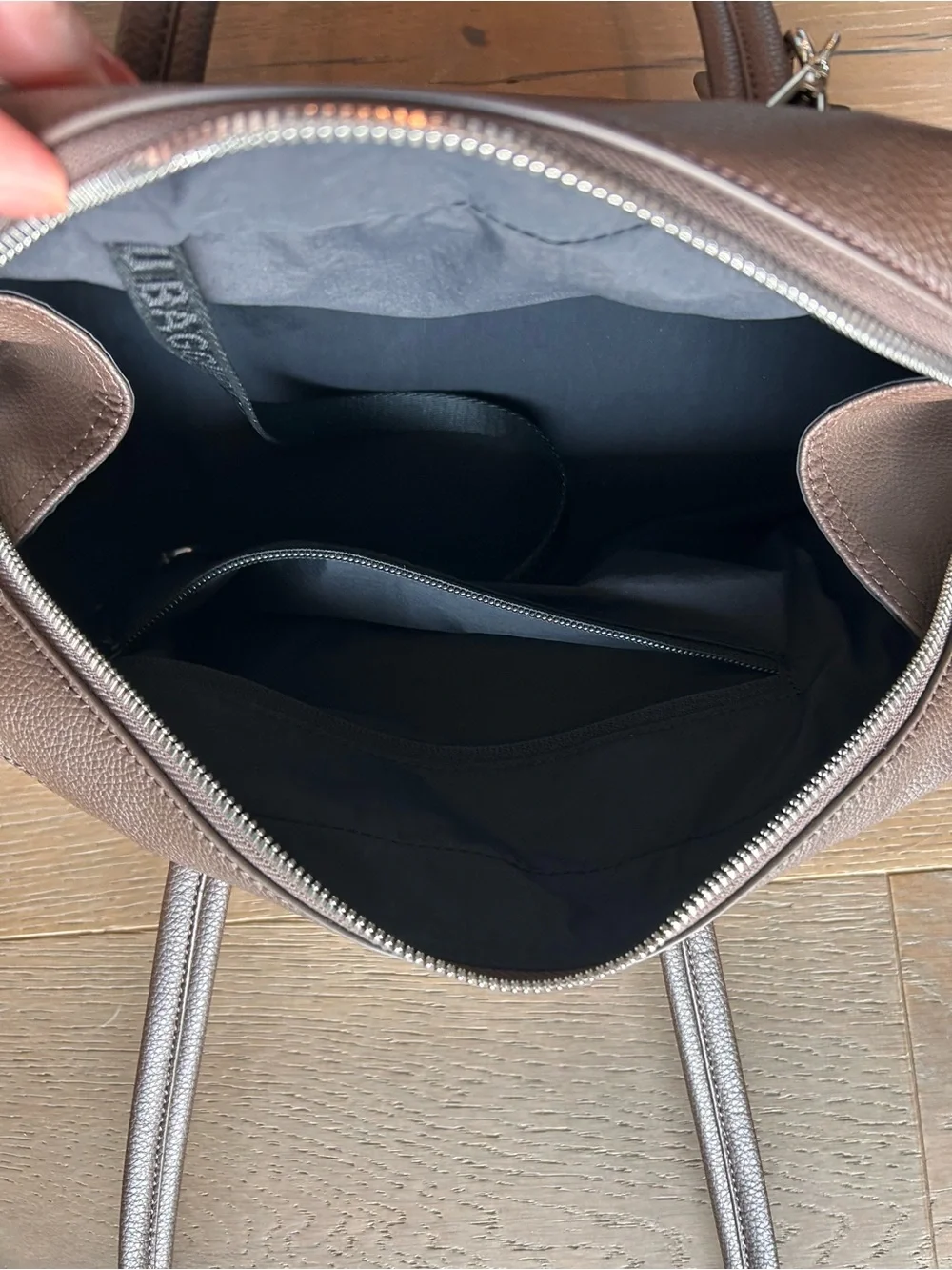 BAGGU Brown Textured Leather Shoulder Bag